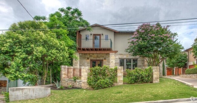 Building Photo - 605 Peacock Ln #C C Unit C Rental