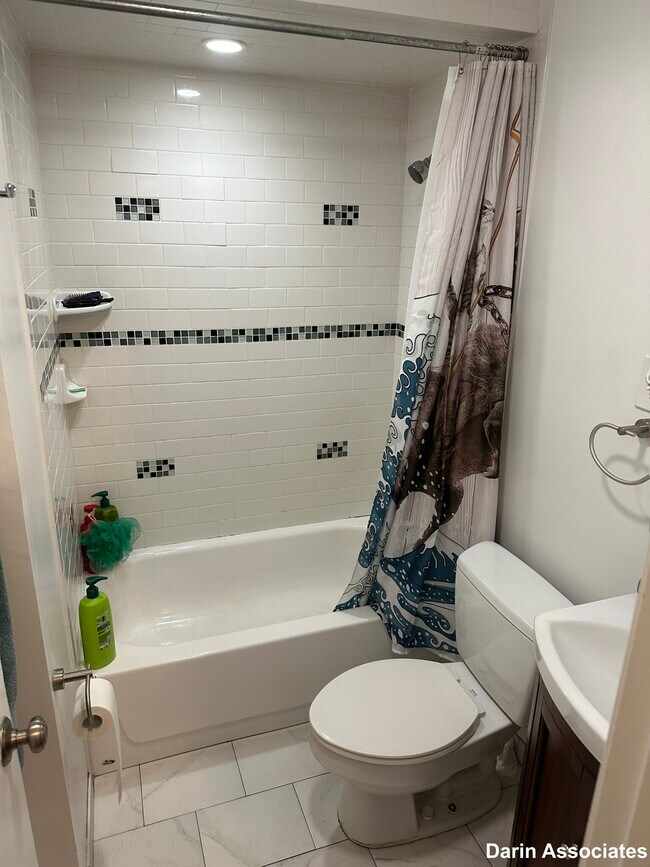 269 Main St Unit 2B