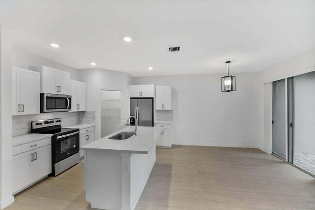 Photo - 8554 Via Mar Rosso