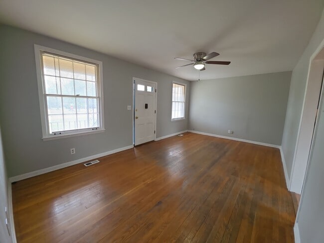 Photo - 4411 NW Kenwood Dr