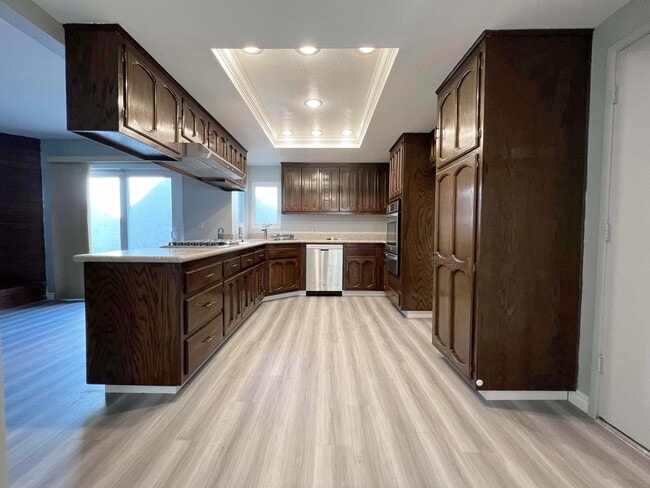 Photo - 20433 Pacific Dr