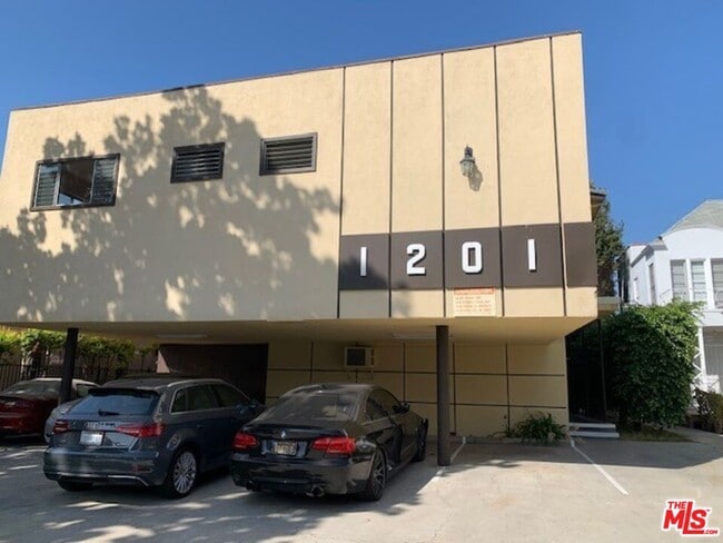Photo - 1201 S Sherbourne Dr Unidad 4
