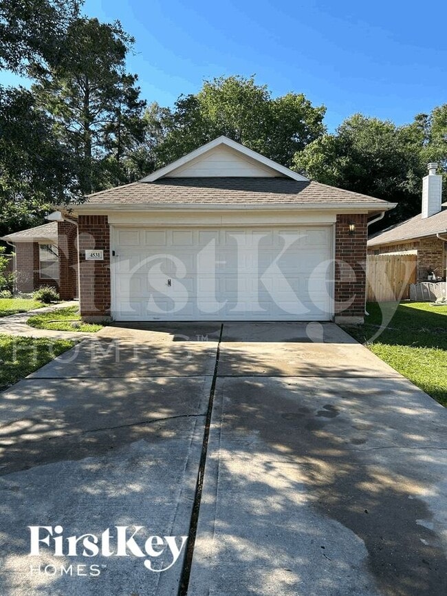 Photo - 4531 Bridgevillage Dr House