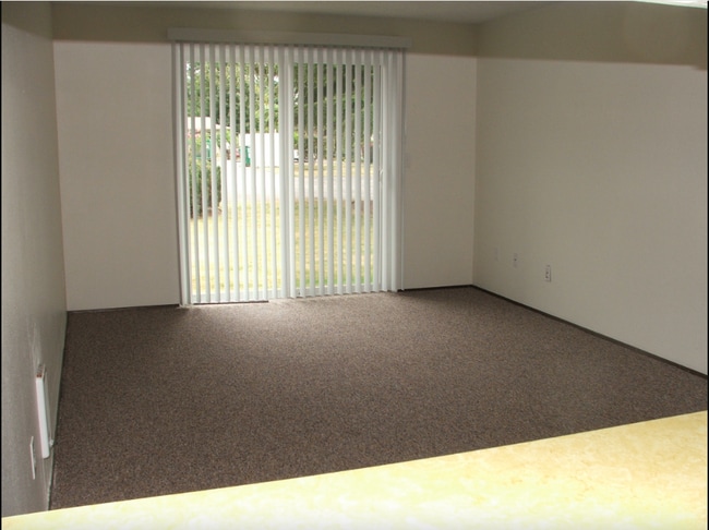 Photo - 1724 Grove St Unit #1724