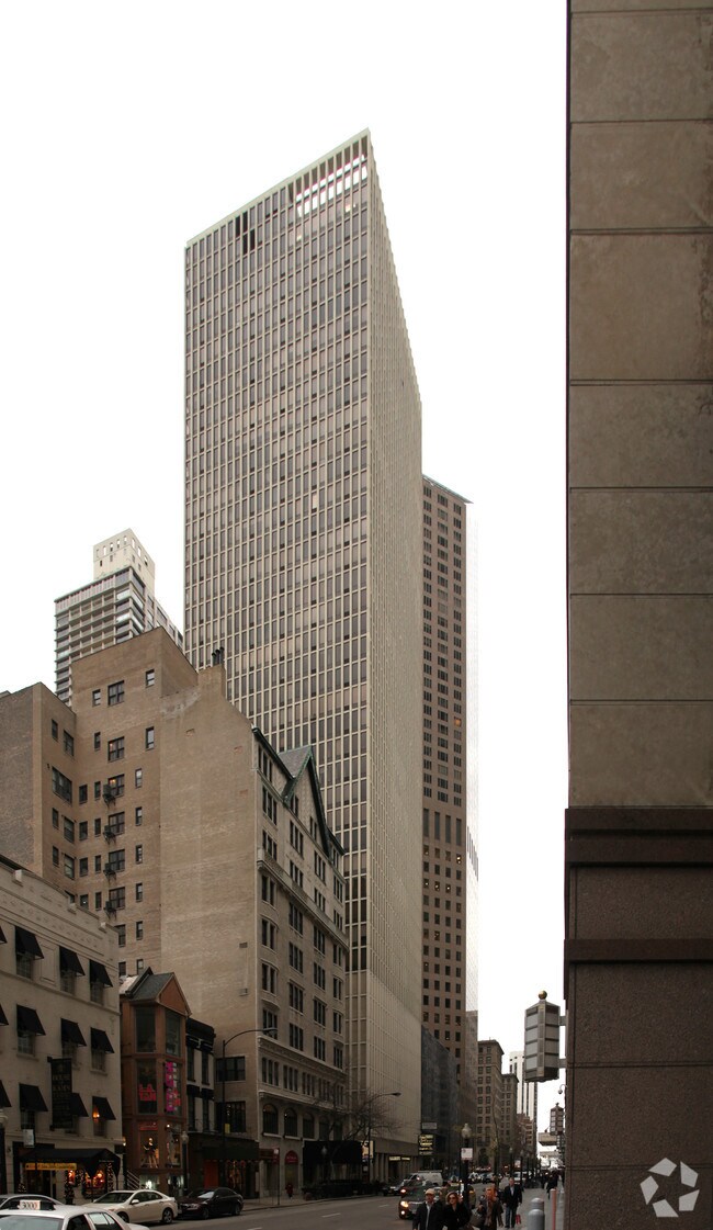 Photo - Walton Colonnade