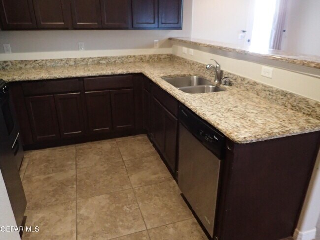 Photo - 14661 Ginger Kerrick