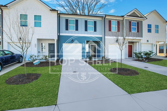 Photo - 102 Jaxton St