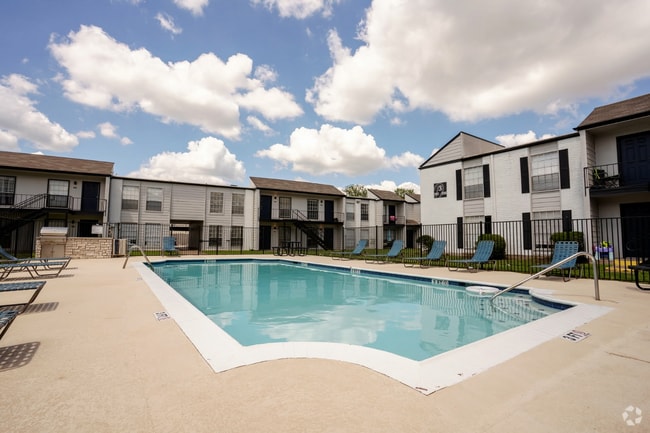 Building Photo - Dwell at 1600 Rental