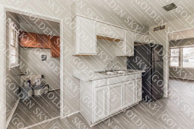 Photo - 2505 N Janney Ave