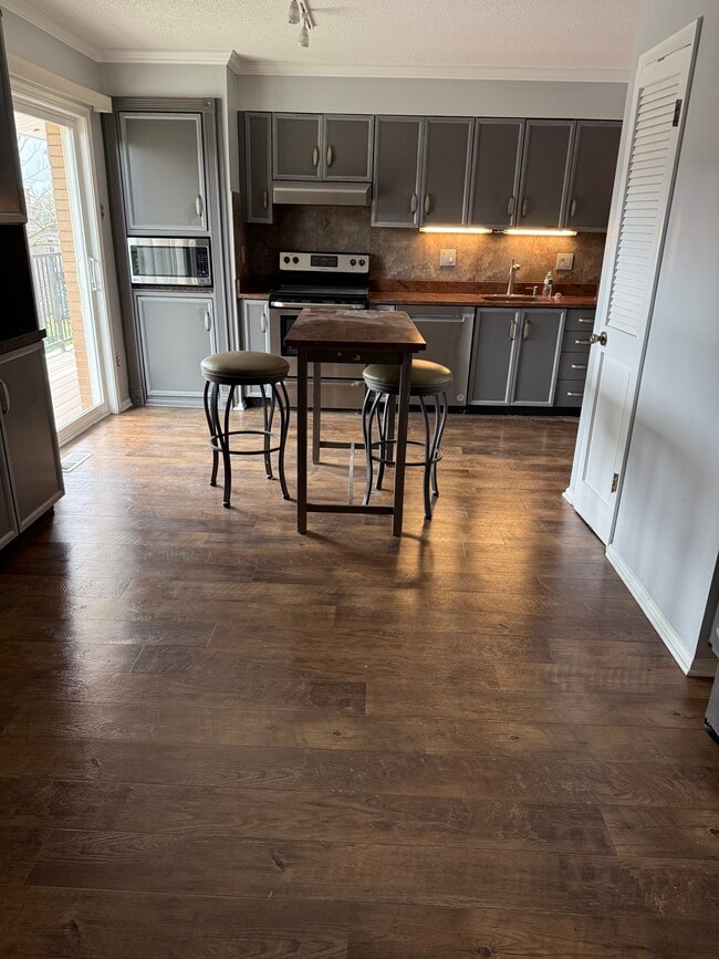 Photo - 10328 Forest Brook Ln Unit F