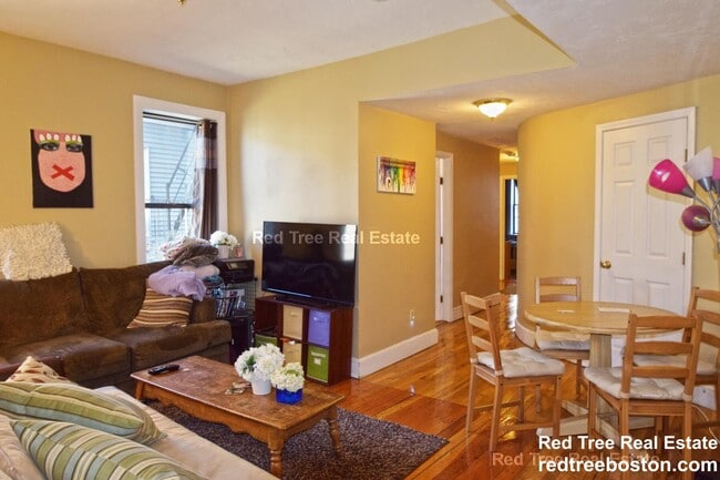 Photo - 17 Highgate St Unit 6