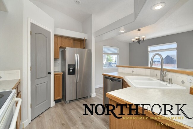 Photo - Comfortable, clean Meridian, Idaho Home available today!