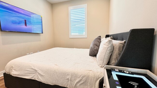 Photo - 1307 W Cara Dr