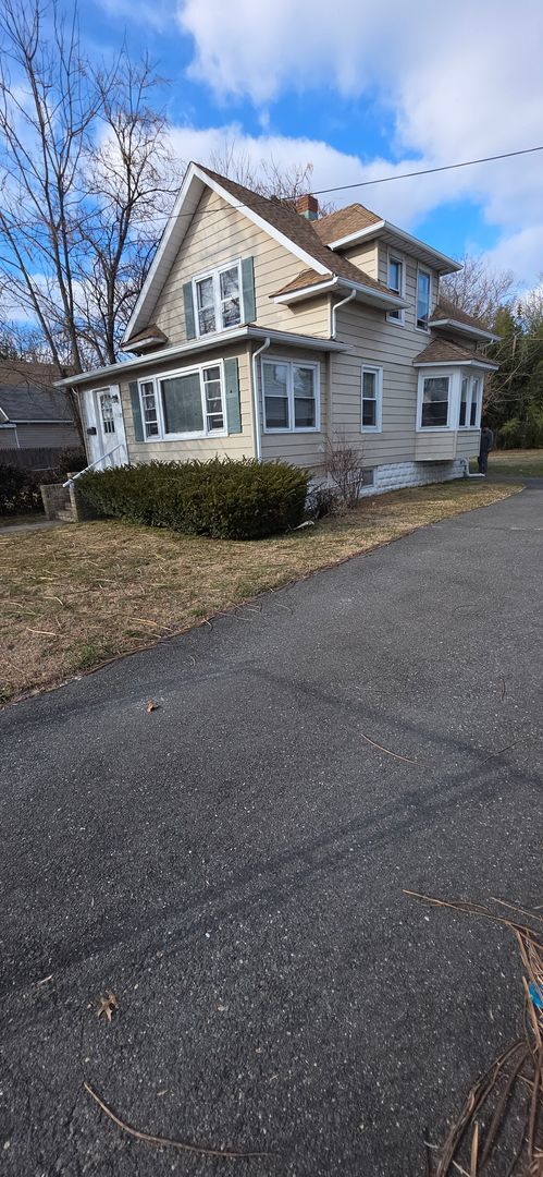 Photo - Stunning 3 Bedroom House for Rent in Neptune!