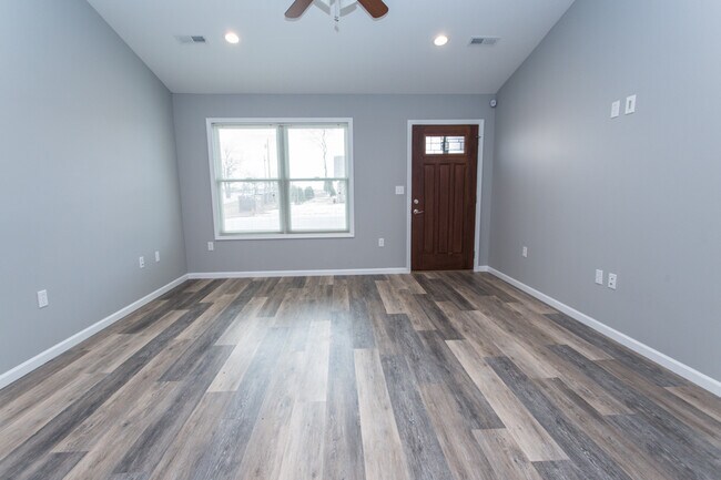 Photo - 106 Bogad St Unit A