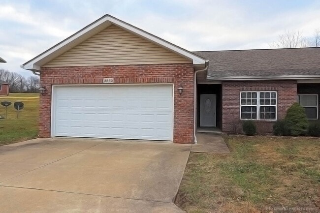 Building Photo - 2850/2852 Larkspur Unit 2852