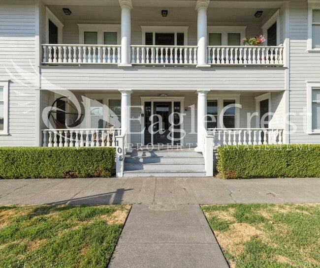 Photo - 105NSP Unit 202