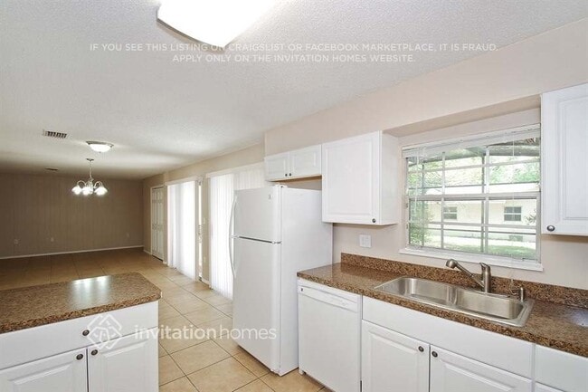 Photo - 2 Juniper Ln