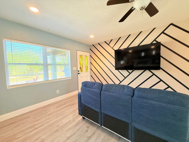 3120 Drake Dr Unit SI FL1-ID1258738P
