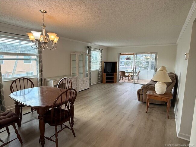 Photo - 2950 SE Ocean Blvd Unit 4-4