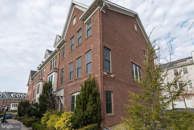 Photo - 3309 S Kemper Rd