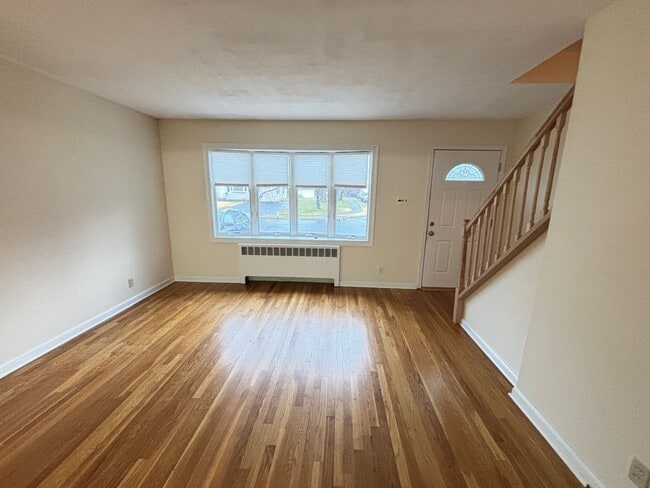 Photo - 4br Home for rent in Bethlehem PA