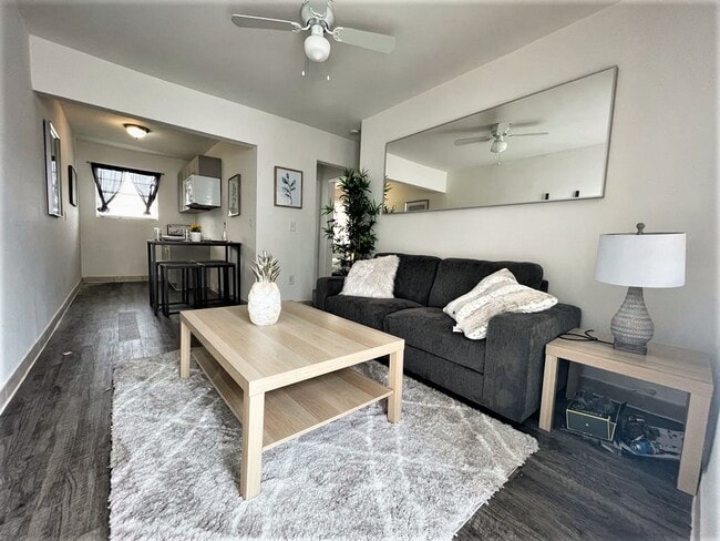 Photo - Miami Central Apartments