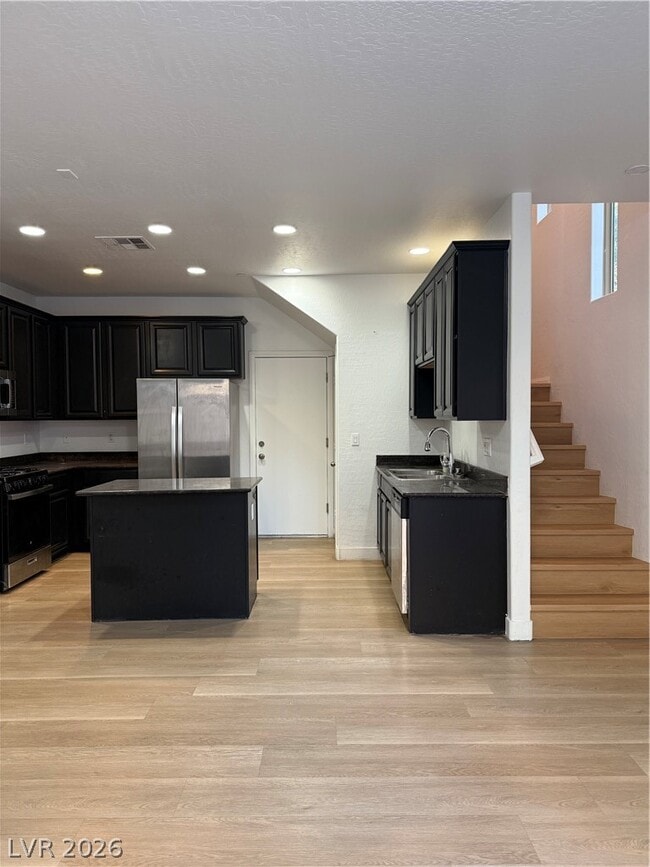 Photo - 690 Calamus Palm Pl