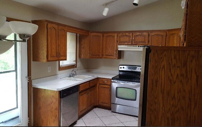 Photo - Stunning 3 Bedroom 2 Bathroom Home in St. Paul Park!