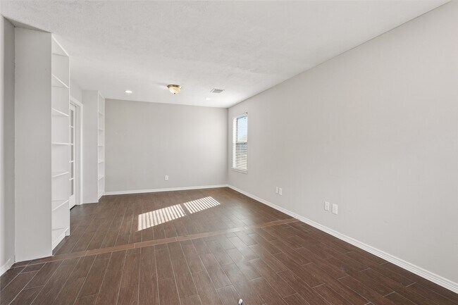 Photo - 4522 Millstone Canyon Ln