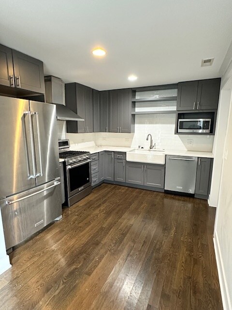Building Photo - 4201 N Paulina St Unit 3 Rental
