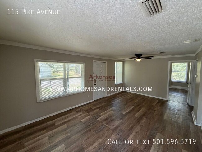 Photo - 115 Pike Ave