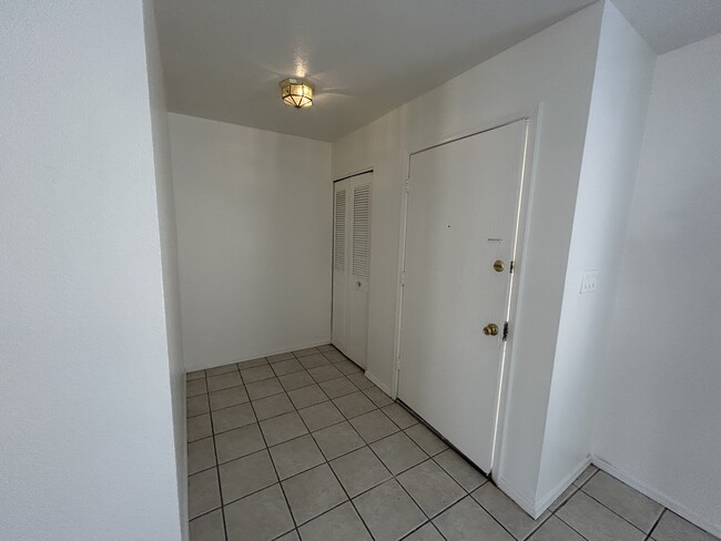 Photo - 5744 N 44th Ave