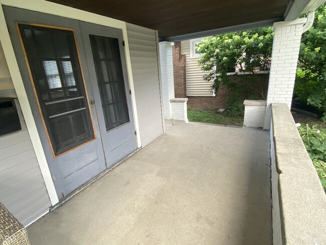 Photo - 5267 N College Ave