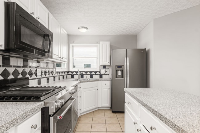 Photo - 4409 Leppert Rd