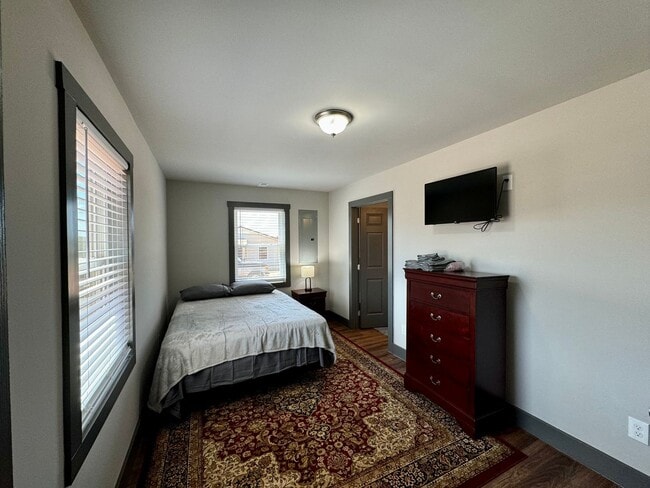 Photo - 779 Boxwood Rd