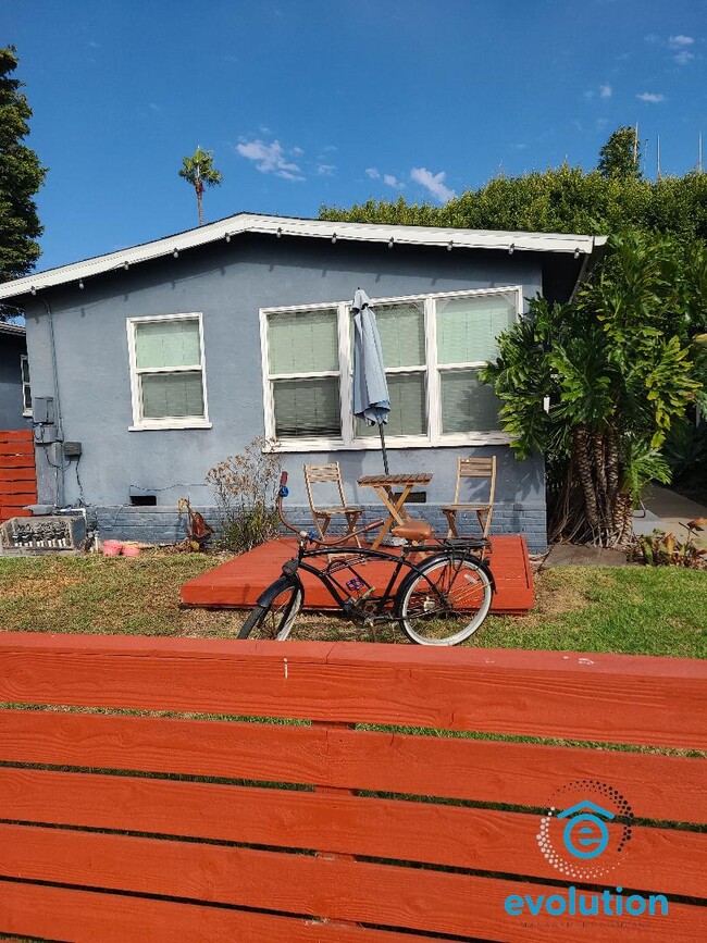 Photo - 4323-4333 Gresham St