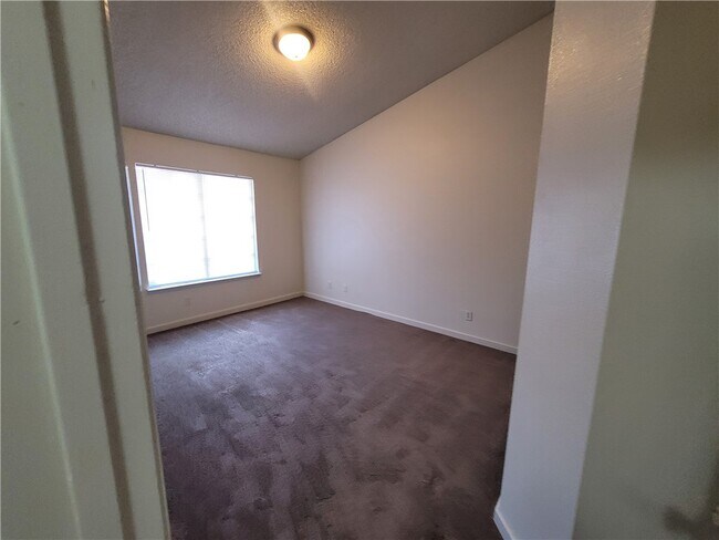 372 Rushing Creek Ct