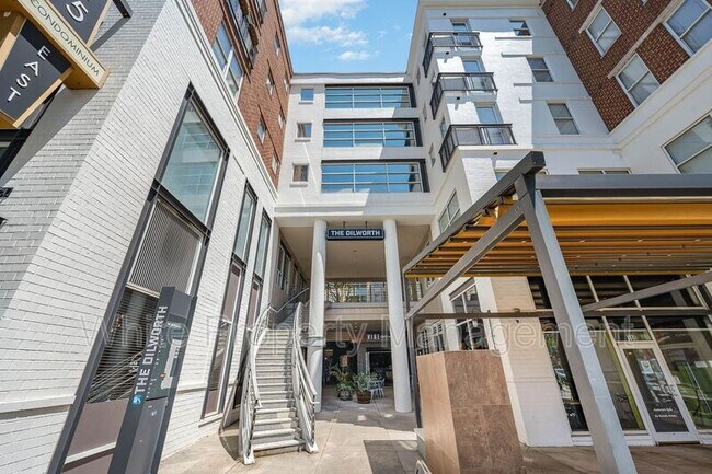 Photo - 1315 East Blvd Unidad #418