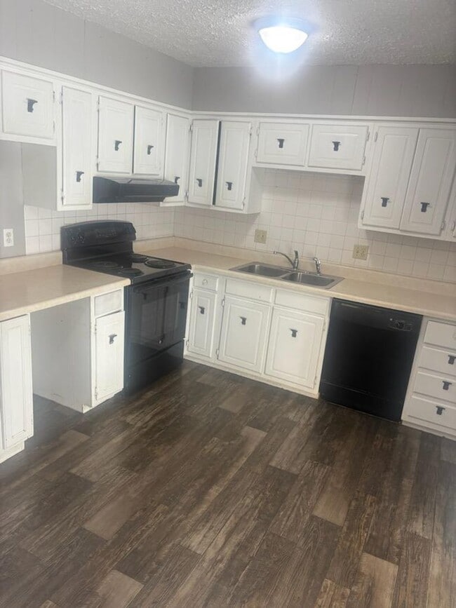 Photo - Split Level 4 Bedroom