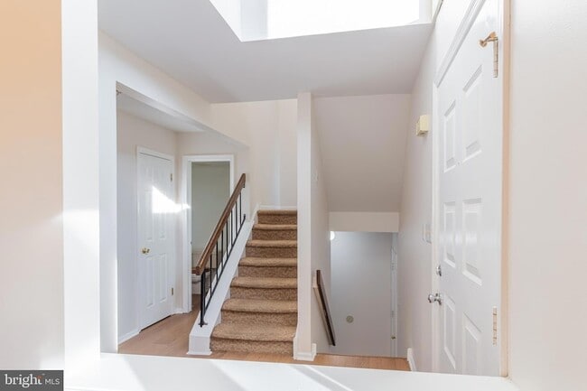 Photo - 1901 Monroe Ln