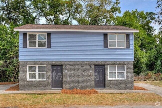 Building Photo - 2511 Cascade Dr Rental