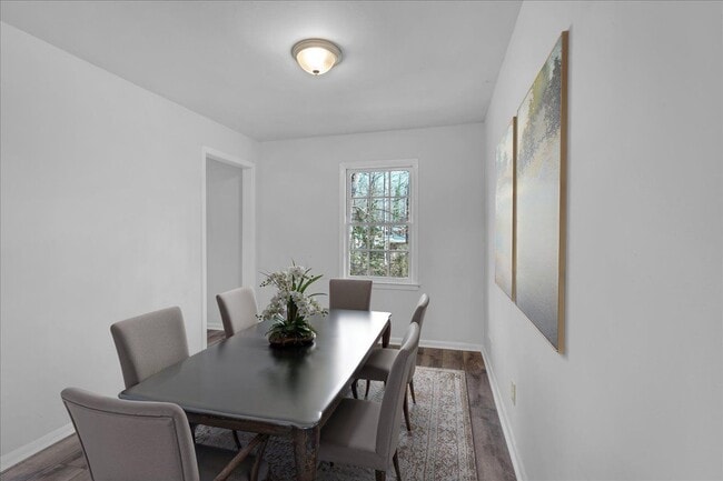 Photo - 2080 Bluffton Way
