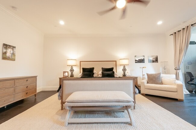 Photo - 143 N Arnaz Dr Unit #105