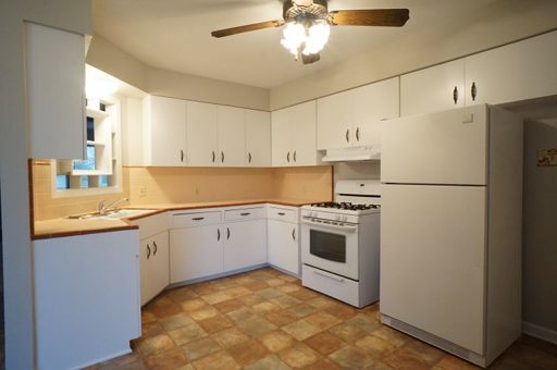 Photo - 103 Elkins Dr