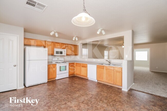 Photo - 2532 E Olivine Rd