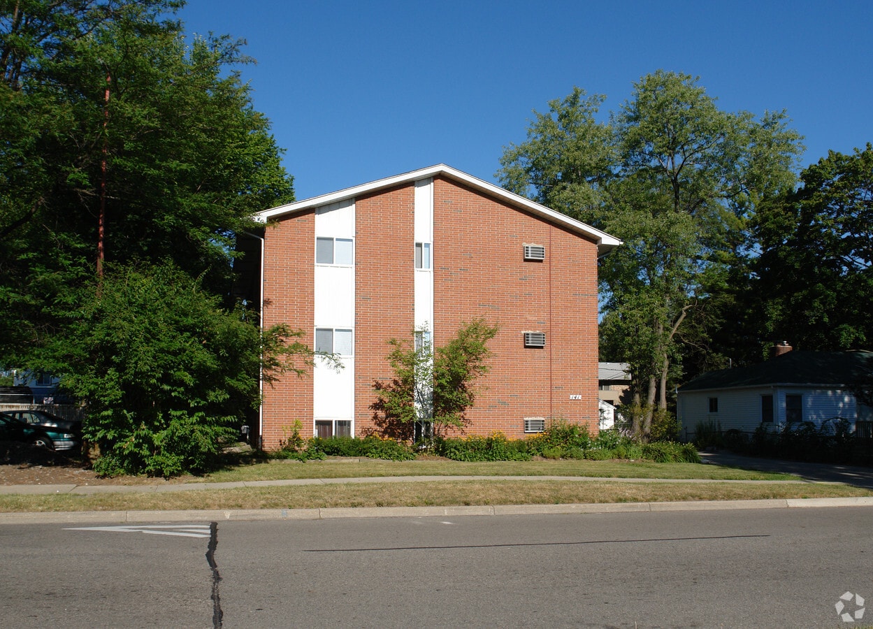 Photo - 141 Spartan Ave