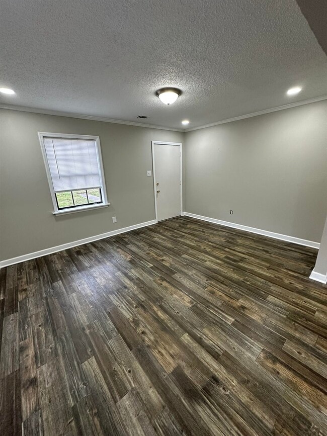 Photo - 4925 Easley St