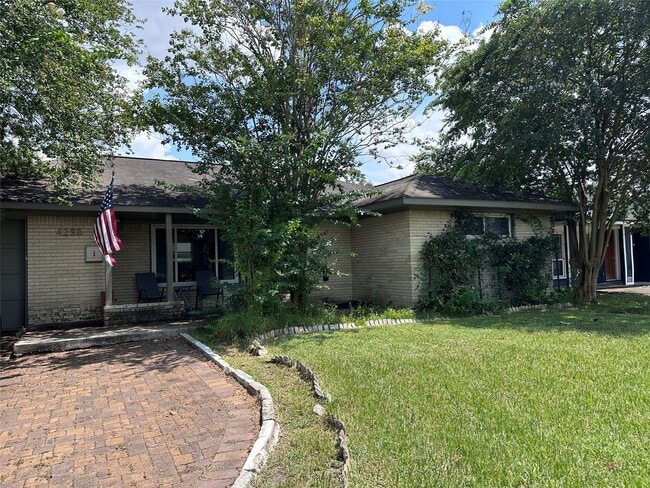Building Photo - 4258 T C Jester Blvd Rental