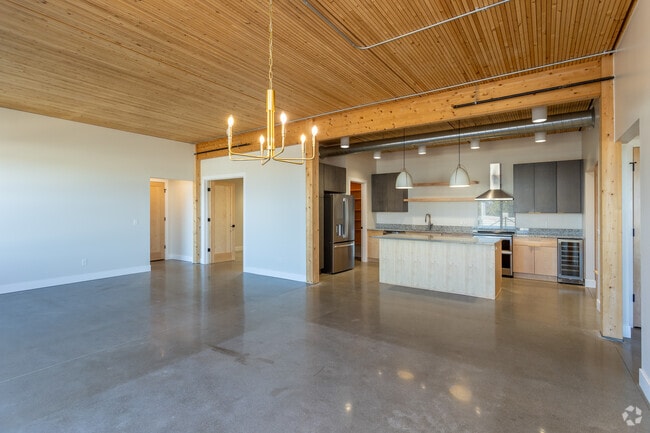 2 habitaciones, 2 baños, 1475 pies cuadrados, comedor